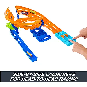 Hot Wheels Whip Around Raceway set de pistă cu 2 mașinuțe