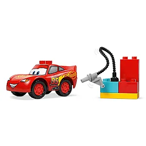 LEGO® DUPLO 10456 – Villám McQueen látogatása Doc műhelyében