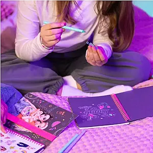 TOPModel Neon Doodle carte de colorat cu pixuri gel 1-13217