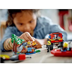 LEGO® City 60412 - camion de pompieri 4x4 cu barcă de salvare