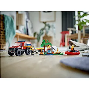 LEGO® City 60412 - camion de pompieri 4x4 cu barcă de salvare
