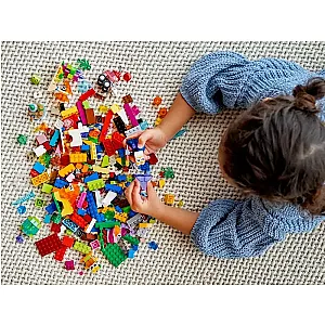 LEGO® CLASSIC 11013 –  Kreatív átlátszó elemek