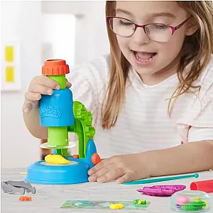 Play-Doh Világító mikroszkóp gyurmaszett