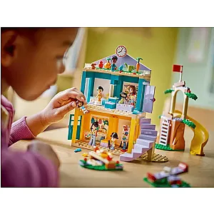 LEGO® Friends 42636 – Grădiniță din orașul Heartlake 