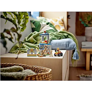 LEGO® Jurassic World 76957 – Evadarea unui Velociraptor