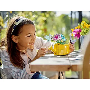 LEGO® Creator 3 în 1 31149 – Flori în stropitoare
