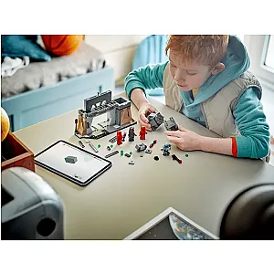 LEGO® Star Wars™ 75386 – Lupta dintre Paz Vizsla™ și Moff Gideon™