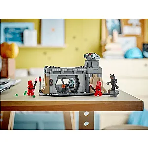 LEGO® Star Wars™ 75386 – Lupta dintre Paz Vizsla™ și Moff Gideon™