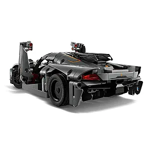 LEGO® Technic 42173 - Koenigsegg Jesko Absolut szürke hiperautó 