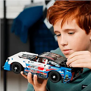 LEGO® Technic 42153 - NASCAR® Next Gen Chevrolet Camaro ZL1 