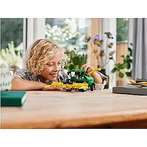 LEGO® Technic 42168 - John Deere 9700 Forage Harvester 