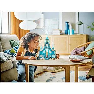 LEGO® Disney 43244 – Palatul de gheață al Elsei