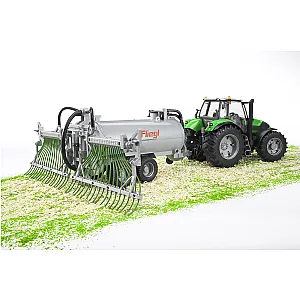 BRUDER 02020 – Remorcă cisternă Fliegl cu sistem de distribuție prin furtunuri