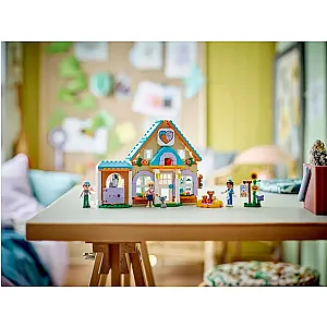 LEGO® Friends 42651 – Spital veterinar și grajd pentru cai