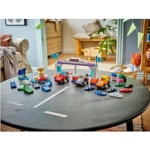 LEGO® DUPLO® 10445 – F1® versenyautók és pilóták