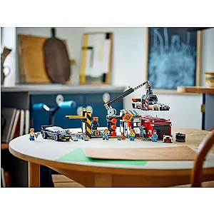 LEGO® City 60472 – Roncstelep autókkal