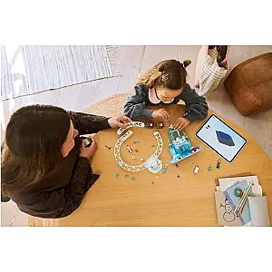 LEGO® Disney™ 43281 - Castelul de gheață al Elsei și aventuri cu sania