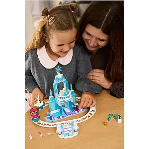 LEGO® Disney™ 43281 - Castelul de gheață al Elsei și aventuri cu sania
