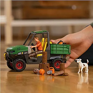 Schleich 42659 – FARM WORLD Muncă în pădure