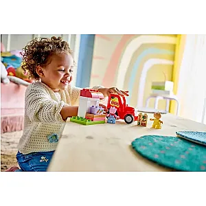 LEGO DUPLO 10468 – Purcelușa Peppa: Tractor și piață